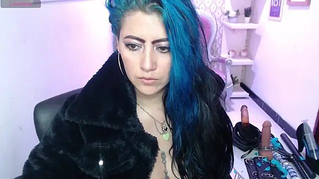 scarleth blue online show from 02-14-25, 09:34