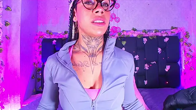 canela oss online show from 09-12-25, 11:54