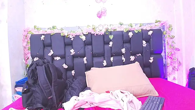 canela oss online show from 09-18-25, 11:56