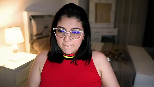 Snapshot of Camilaa_bueno chatting on 10-07-25, 03:04 Camilaa bueno online show from 10-07-25, 03:04