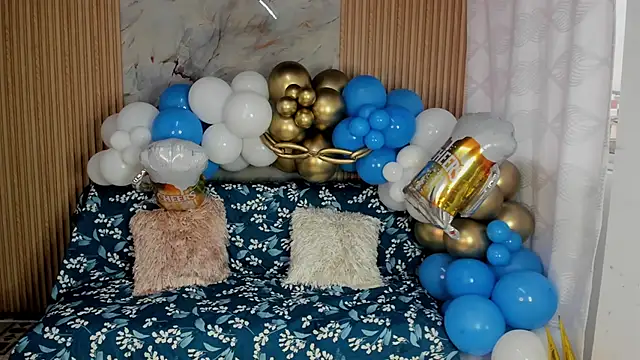 Any topless online show from 10-11-25, 10:58