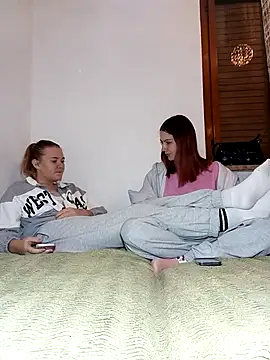 ella grays online show from 10-21-25, 05:46