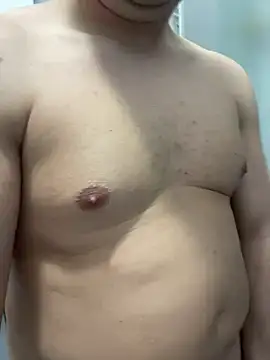 Snapshot of Tratto_bianco002 chatting on 12-30-24, 07:00 Tratto bianco002 online show from 12-30-24, 07:00