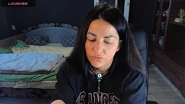 Aria Dl online show from 04-17-26, 11:46