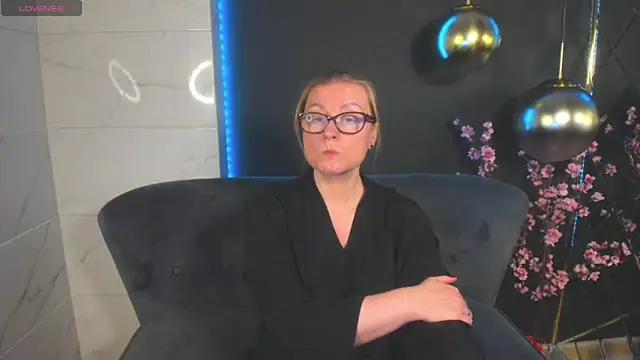 Snapshot of AlexandraKind chatting on 01-13-25, 01:56 AlexandraKind online show from 01-13-25, 01:56