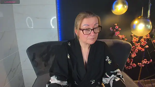 Snapshot of AlexandraKind chatting on 01-22-25, 07:34 AlexandraKind online show from 01-22-25, 07:34