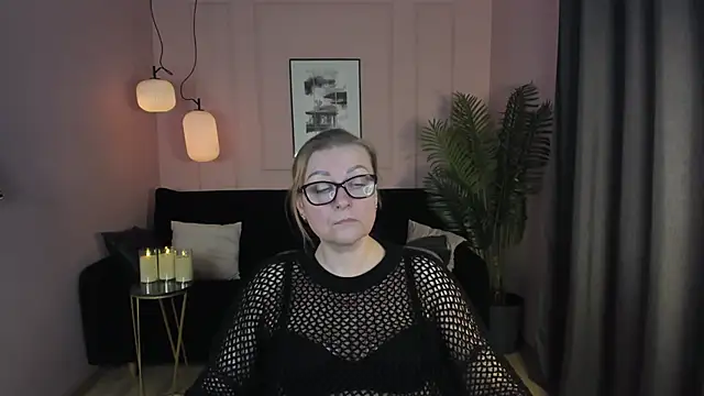 Snapshot of AlexandraKind chatting on 03-12-25, 06:29 AlexandraKind online show from 03-12-25, 06:29