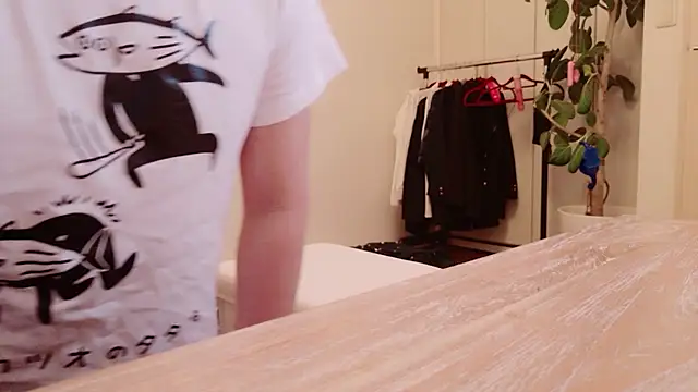 Snapshot of undo-busoku69 chatting on 01-07-26, 02:52 undo-busoku69 online show from 01-07-26, 02:52