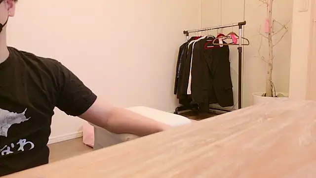 Snapshot of undo-busoku69 chatting on 02-09-26, 03:27 undo-busoku69 online show from 02-09-26, 03:27