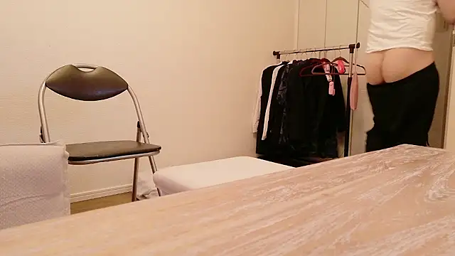 Snapshot of undo-busoku69 chatting on 02-15-26, 06:43 undo-busoku69 online show from 02-15-26, 06:43