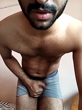 Snapshot of Vignesh3246 chatting on 09-09-25, 06:57 Vignesh3246 online show from 09-09-25, 06:57