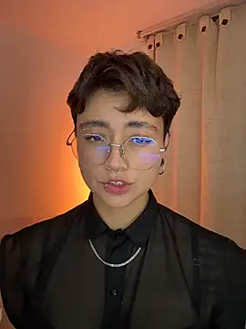 Chriss gomez2 online show from 01-15-26, 07:02