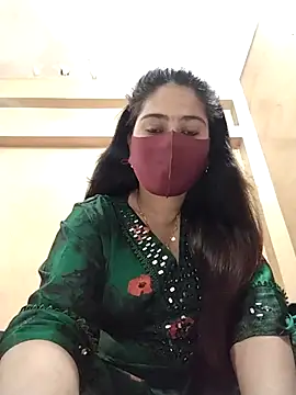 Magical Girl- online show from 03-10-25, 03:23