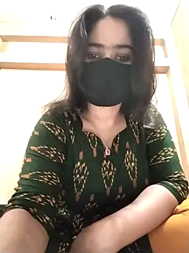 Magical Girl- online show from 12-03-25, 03:36