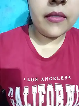 Snapshot of Love-Veronica chatting on 07-29-26, 05:44 Love-Veronica online show from 07-29-26, 05:44