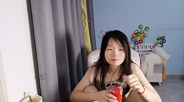 Lena-yyds online show from 02-18-25, 01:33