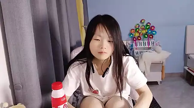 Lena-yyds online show from 02-22-25, 04:40