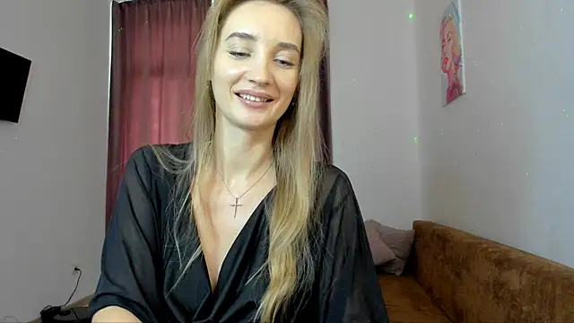 Snapshot of Wild_RoosE chatting on 01-29-25, 12:35 Wild RoosE online show from 01-29-25, 12:35