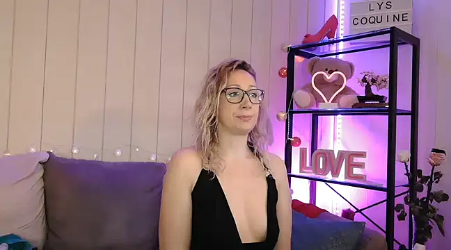 Lyscoquine online show from 03-20-25, 01:04