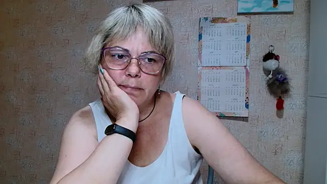 Snapshot of sweetsunset11 chatting on 09-14-25, 03:33 sweetsunset11 online show from 09-14-25, 03:33