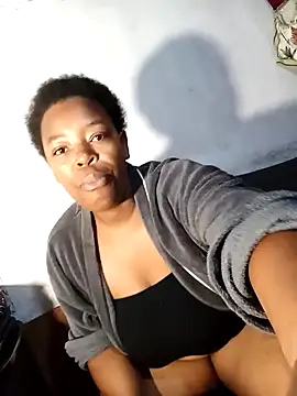 curvyloneah75 online show from 02-18-25, 06:48