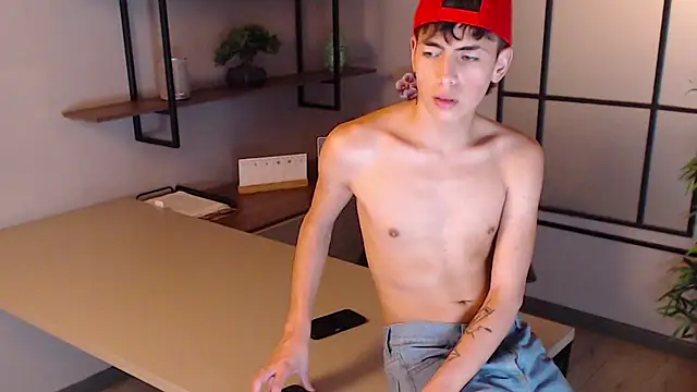 MattiDeLuca online show from 12-19-24, 02:46