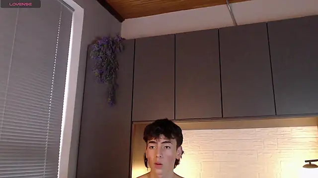 MattiDeLuca online show from 12-26-24, 06:01