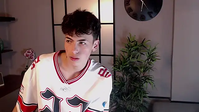 MattiDeLuca online show from 01-22-25, 06:31