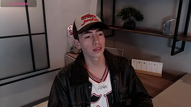 MattiDeLuca online show from 01-25-25, 02:25