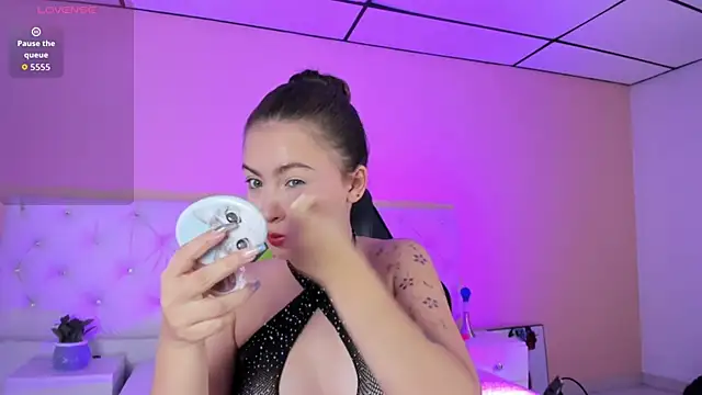 mariie tayy online show from 10-21-25, 07:58