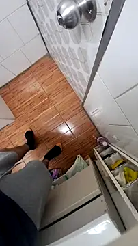 tula chyk online show from 10-14-25, 01:17