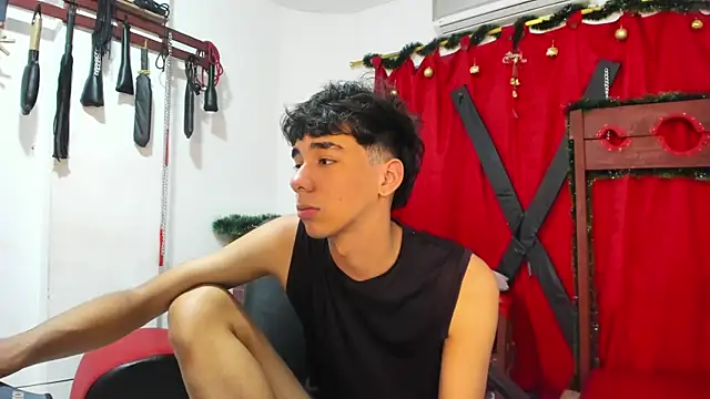 Harry LatinBoy online show from 12-19-24, 01:39