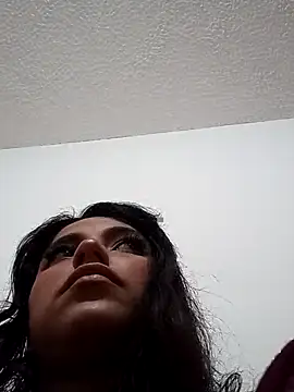 Naomy veracruz  online show from 12-21-25, 02:46