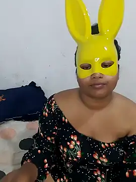 Snapshot of Masha_123 chatting on 03-05-25, 05:29 Masha 123 online show from 03-05-25, 05:29