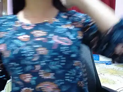 Snapshot of taisina chatting on 10-31-25, 04:52 taisina online show from 10-31-25, 04:52