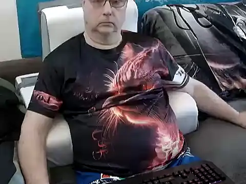 Manfred1012 online show from 02-17-25, 07:26