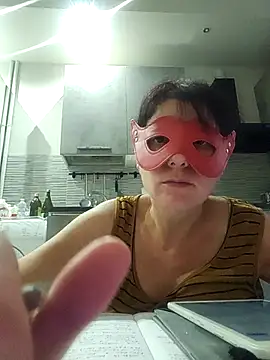 Vagabondainnamorata online show from 11-20-25, 03:56