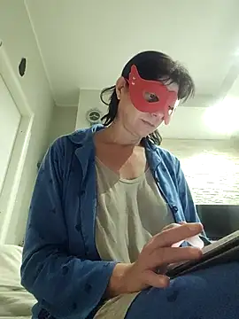 Vagabondainnamorata online show from 11-24-25, 03:39