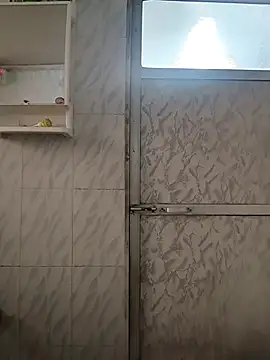 Snapshot of surabhi09 chatting on 02-09-26, 02:15 surabhi09 online show from 02-09-26, 02:15