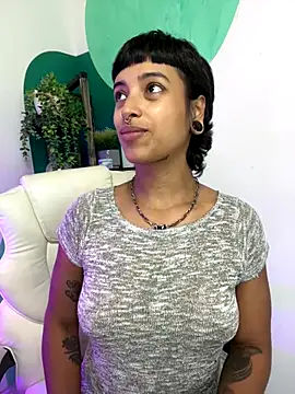 LollaByer online show from 11-26-25, 09:05