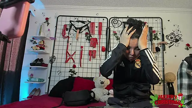 thedream girls online show from 12-17-25, 12:44