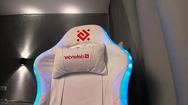 Kleo Godde online show from 10-26-25, 11:31