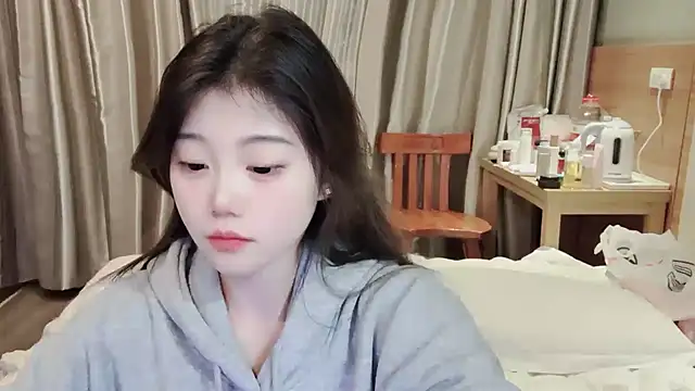 Snapshot of yangyang-1115 chatting on 02-15-25, 04:01 yangyang-1115 online show from 02-15-25, 04:01