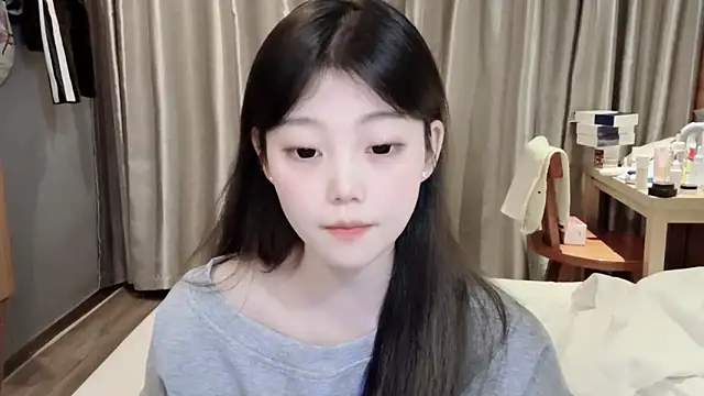 Snapshot of yangyang-1115 chatting on 02-27-25, 02:32 yangyang-1115 online show from 02-27-25, 02:32