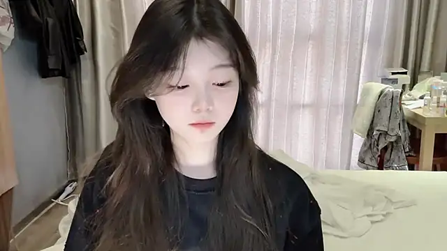 Snapshot of yangyang-1115 chatting on 03-08-25, 06:43 yangyang-1115 online show from 03-08-25, 06:43