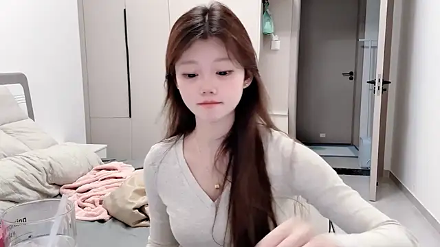 Snapshot of yangyang-1115 chatting on 09-30-25, 05:34 yangyang-1115 online show from 09-30-25, 05:34