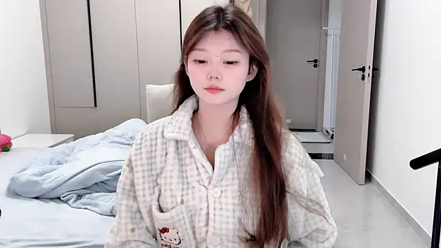 Snapshot of yangyang-1115 chatting on 10-30-25, 05:42 yangyang-1115 online show from 10-30-25, 05:42