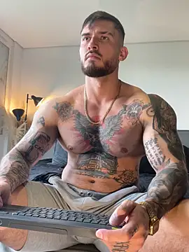 Snapshot of DimitriSullivan_ chatting on 02-24-26, 01:20 DimitriSullivan online show from 02-24-26, 01:20