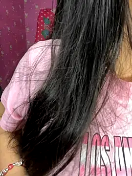 Snapshot of Velyn_18 chatting on 12-01-25, 06:46 Velyn 18 online show from 12-01-25, 06:46