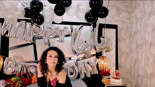 Snapshot of AriannaRussell_ chatting on 11-17-25, 04:46 AriannaRussell online show from 11-17-25, 04:46